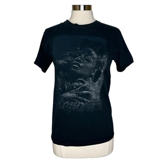 Beyonce The Mrs Carter World Tour 2018 Concert T-Shirt Size Small Faded - Picture 1 of 12